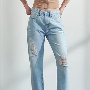 MUSELOOKS HIGH RISE DISTRESSED MOM‎ JEANS